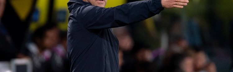 西甲首轮登顶的队伍中，曾有13支最终问鼎冠军